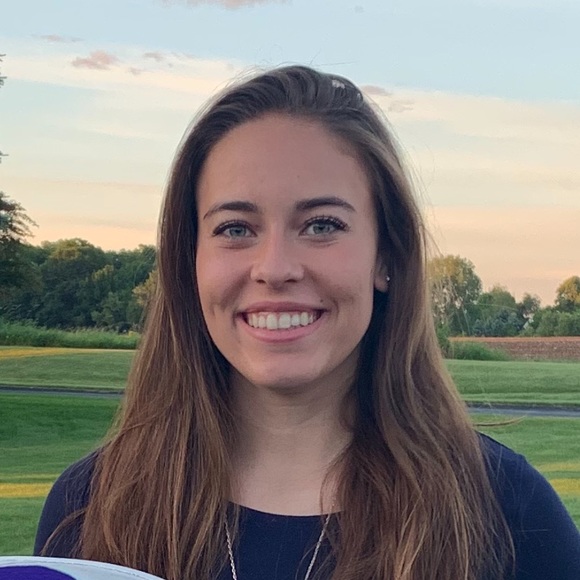 Meet your Posher, Lexa - Picture 1 of 1